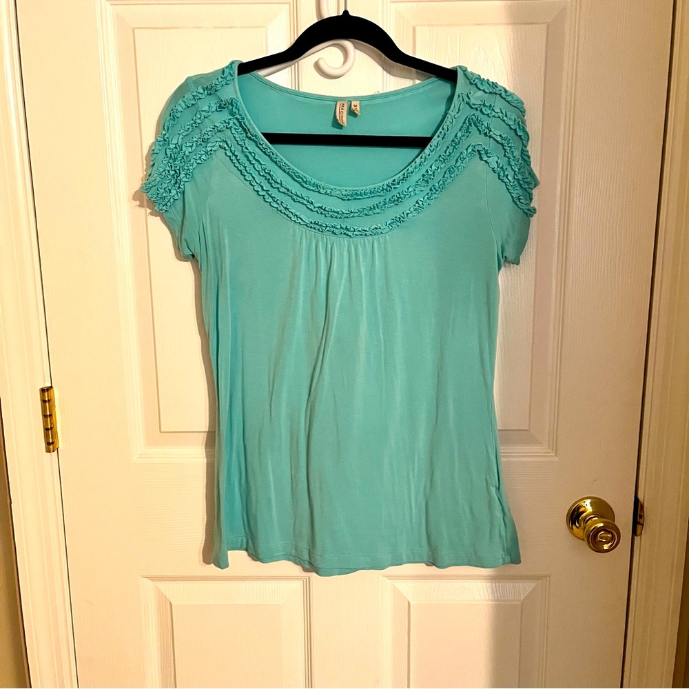 Nice dress flowing blouse